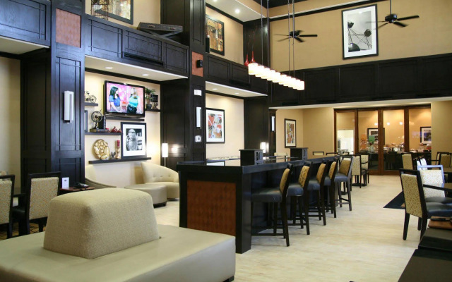 Hampton Inn & Suites Cleburne