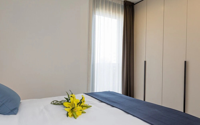 Icon H 506 Suite Business