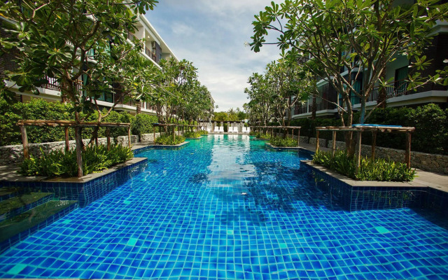 The Title Condo by TropicLook