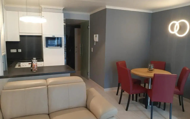 House Kimberly 194, Bus 102