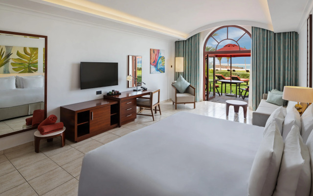 Отель JA The Resort - JA Palm Tree Court