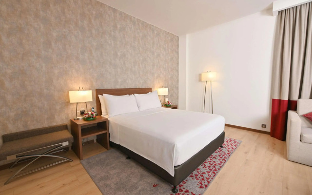 Comfort Hotel Jeddah King Road