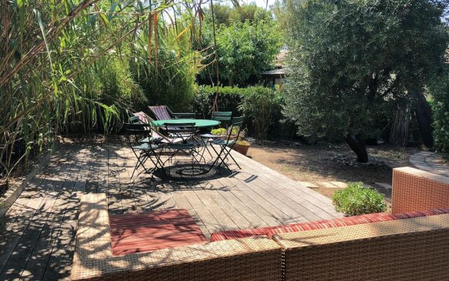 Property With 3 Bedrooms in Six-fours-les-plages, With Enclosed Garden