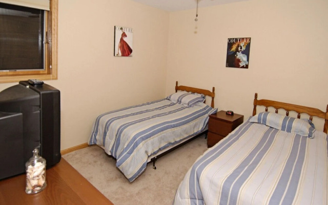 On-A-Whim - 5 Br Home