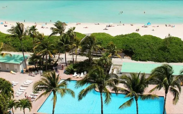 C Ocean Rentals At Casablanca Miami Beach