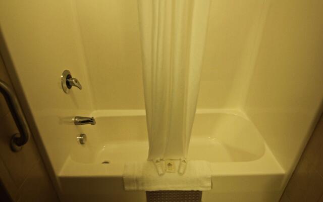 Crown Pointe Lodge, BW Signature Collection