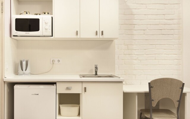 Basseynaya Apartments