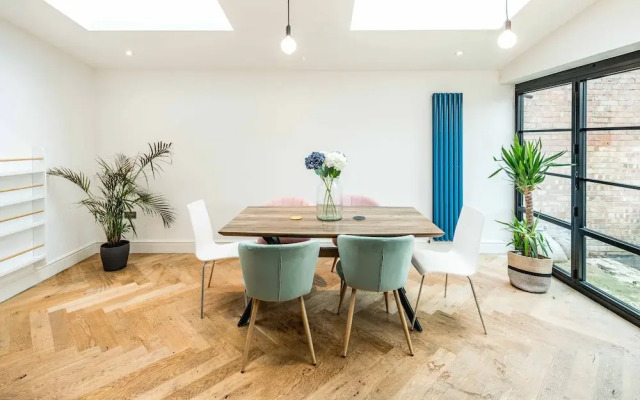 Stylish 3B Fulham Flat Garden near Thames & Tube