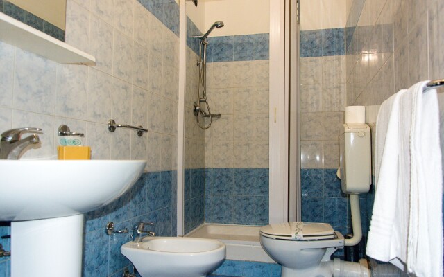 Red And Blues Music Hotel Genova