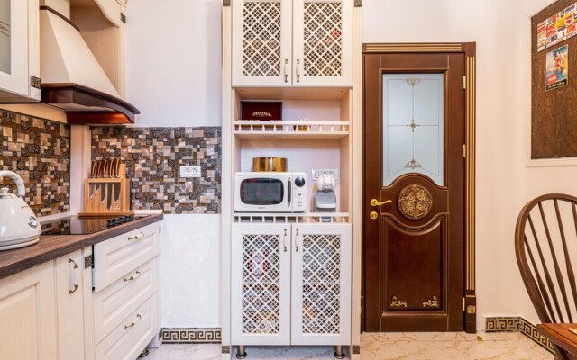 Ussr City Center Luxurious Apartment , Lives the Life of Soviet Generals