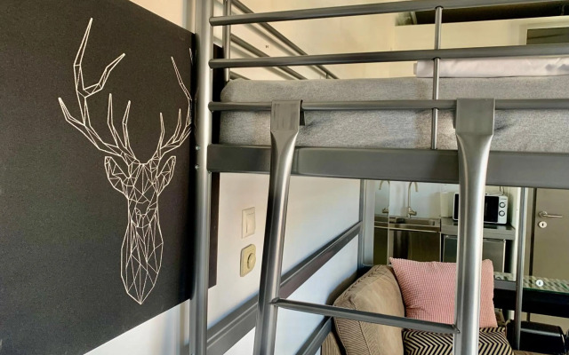 Sleeps 4 close to Iaso Oaka Mitera