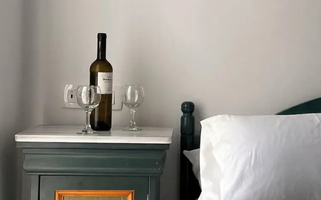 High Point Apartments Fira