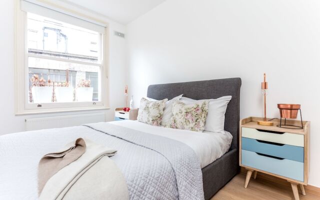 Westbourne Grove by Lime Street