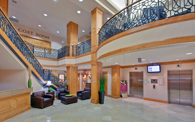 Holiday Inn Hotel & Suites Ottawa Kanata by IHG