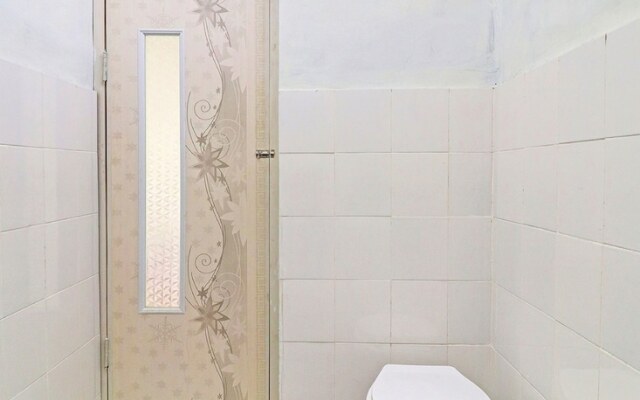 Capital O 91466 Hotel Neu Backpacker Tf Syariah (smk Tb)