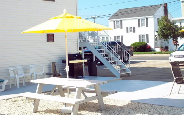 Buttercup Suites