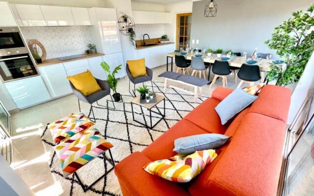 Splendid 92 M With Wifi Balcony And Sea View