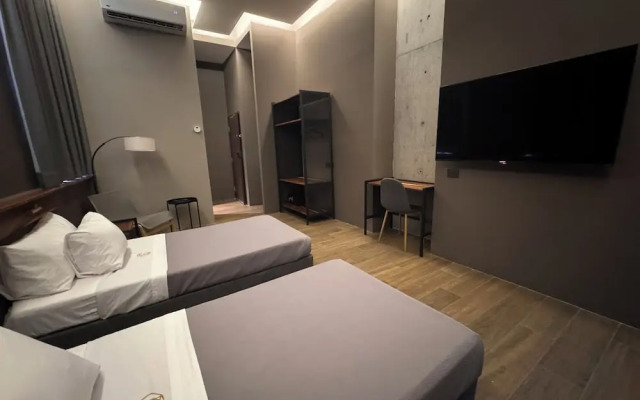 Amae21 Lofts