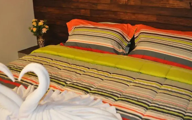 3 Bees Resort
