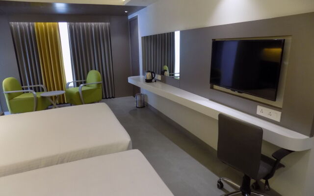 ZIBE Hyderabad by GRT Hotels