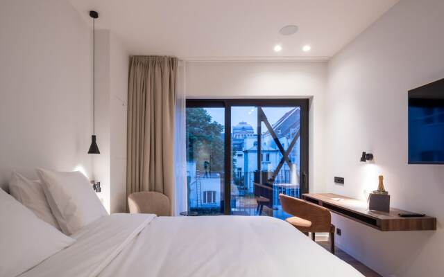 One Two Four Hotel & Spa