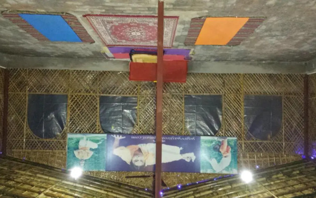 Hotel Vyas & Nirvana Yoga