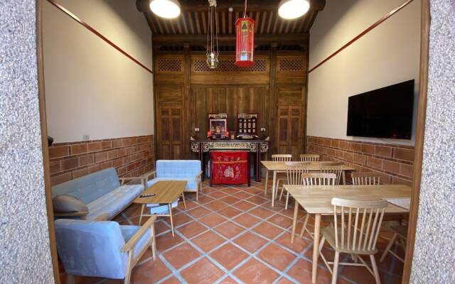 Sunshine music Traditional guest house