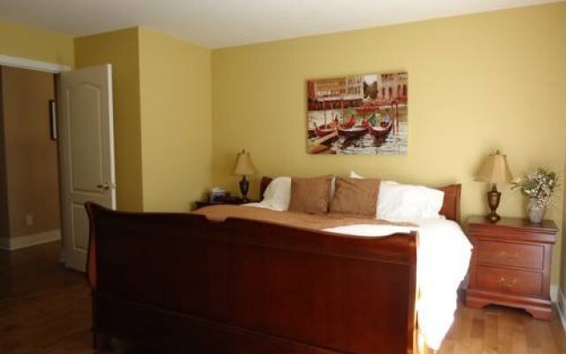 Jabberwock Guesthouse Bed and Breakfast