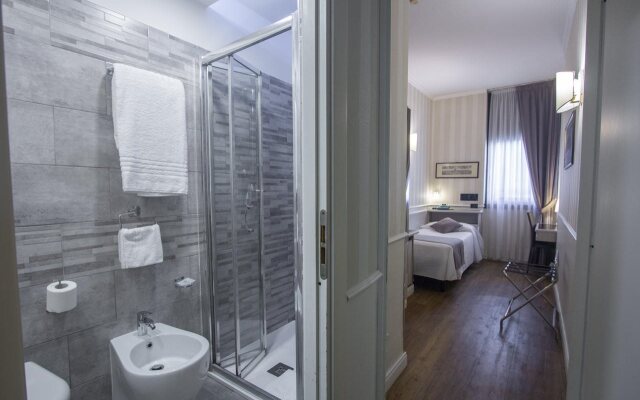 Hotel Flora