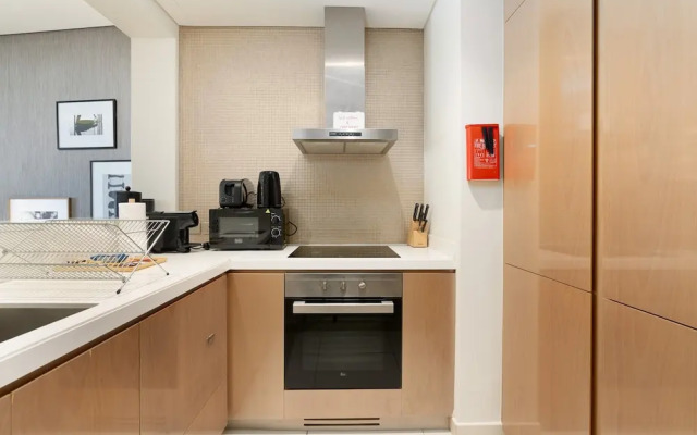 GLOBALSTAY. DAMAC Tower Paramount