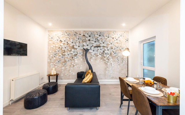 The Blossoms - Liverpool City L7