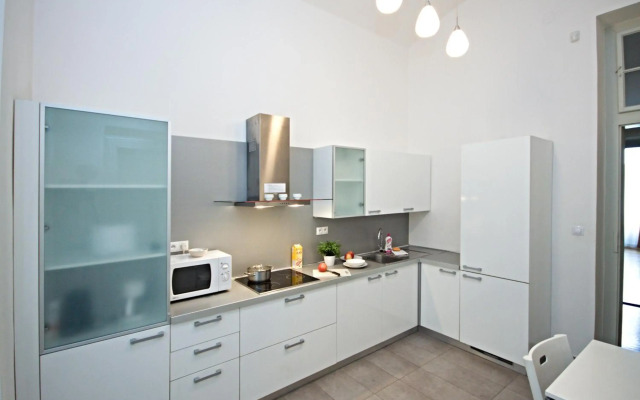 RiverView Apartments
