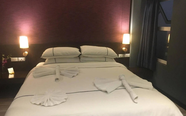 Eliana Signature Hanoi Hotel