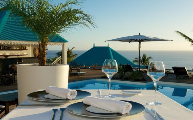 Blue Margouillat Seaview Hotel