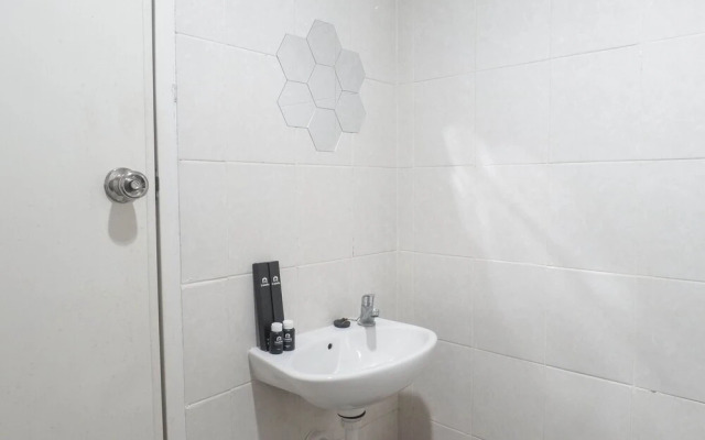 Classic Modern Studio Room (No Kitchen) at My Tower Apartment