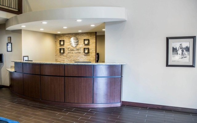 Comfort Suites Omaha East-Council Bluffs