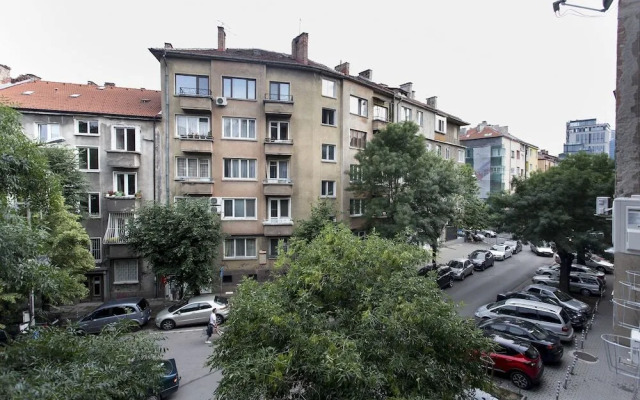 Vip Apartments - Lyuben Karavelov Street