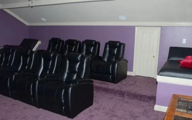 Elm Abode Mansion