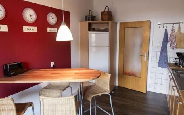 Stilvolle Altbauwohnung in zentraler Lage