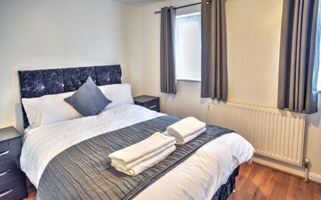 Premier 2bed Hse Nr Excel.clean.wifi.free Parking