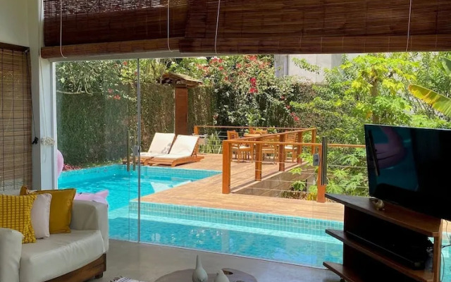 Casa c/ Piscina Privativa, 3 Suítes Sala integrada