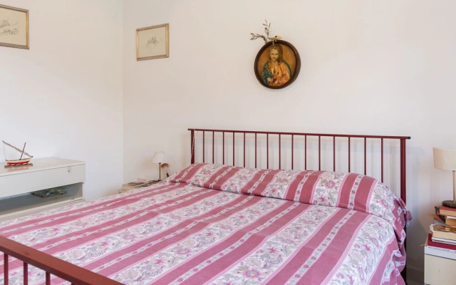 Simple Apartment in Massa Lubrense With Terrace