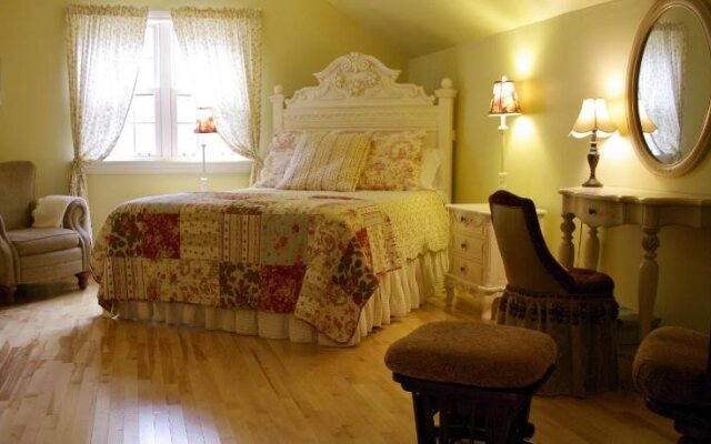 Blue Forest Lane Bed and Breakfast