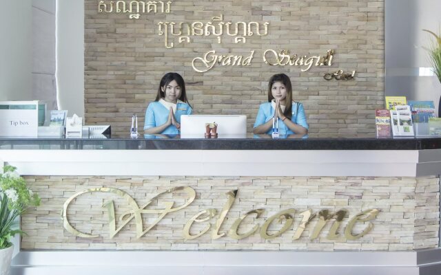 Grand Seagull Hotel