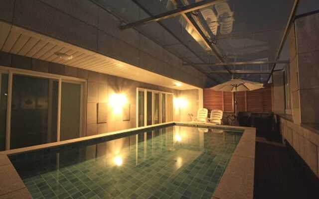De Urban Hotel
