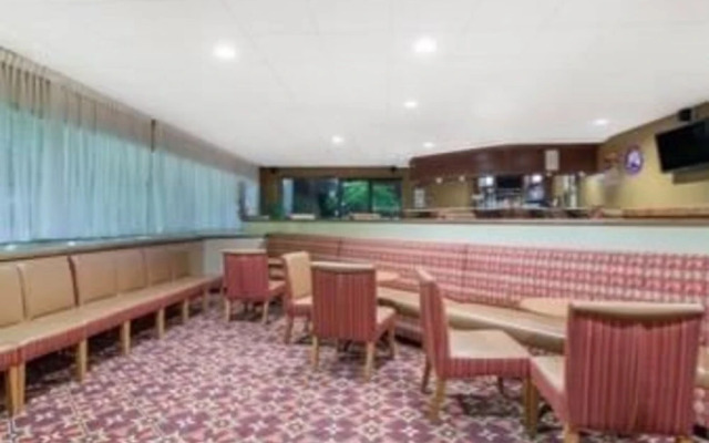 The Garden Plaza Hotel and Conference Center