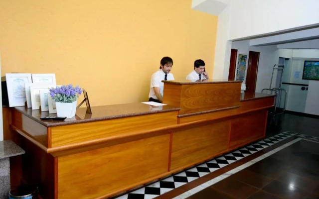 Condall Palace Hotel