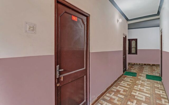 OYO 24635 Hotel Rudransh