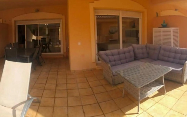 Aloha Hill Club Golf & Spa Apartments