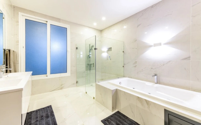 Ultra Modern Villa with Chef & Maid